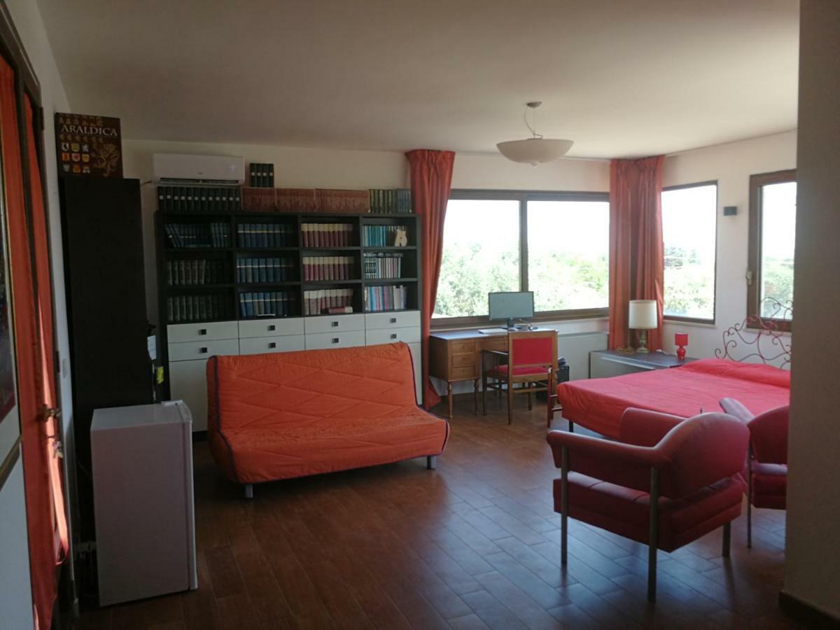 לינה וארוחת בוקר גלאטינה Il Giardino Degli Ulivi מראה חיצוני תמונה